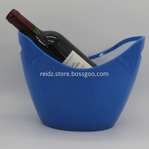 Double ice champagne bucket in shaopping mall